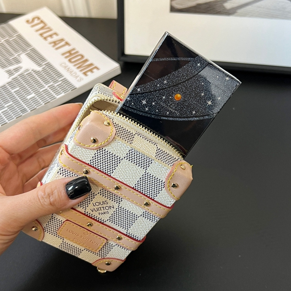 ブランドキーホルダー内部構造